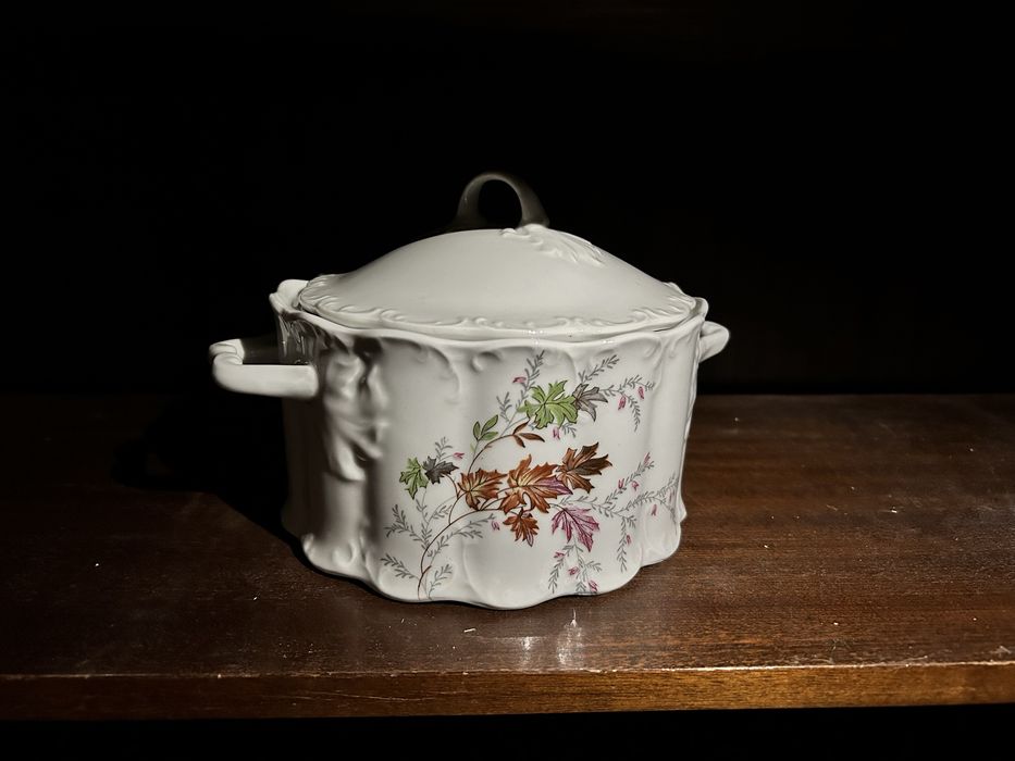 Порцеланови супници