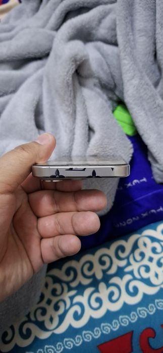 Продам Iphone 15pro