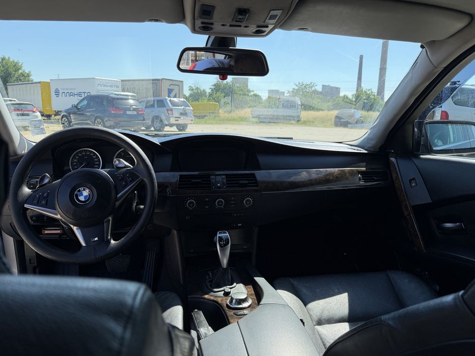 Продавам BMW E61 530 с 3.0-литров двигател.