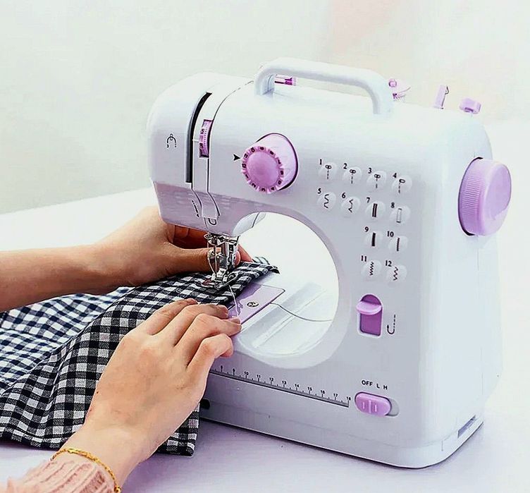 Мини шевна машина с 12 различни вида шевове SM-505A
