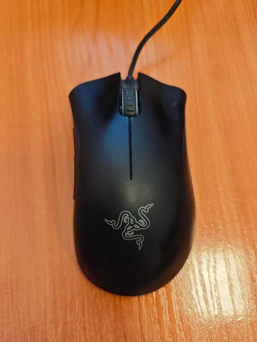 Геймърски компютър + механична клавиатура и геймърска мишка