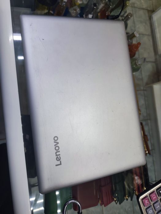 Продам ноутбук 320