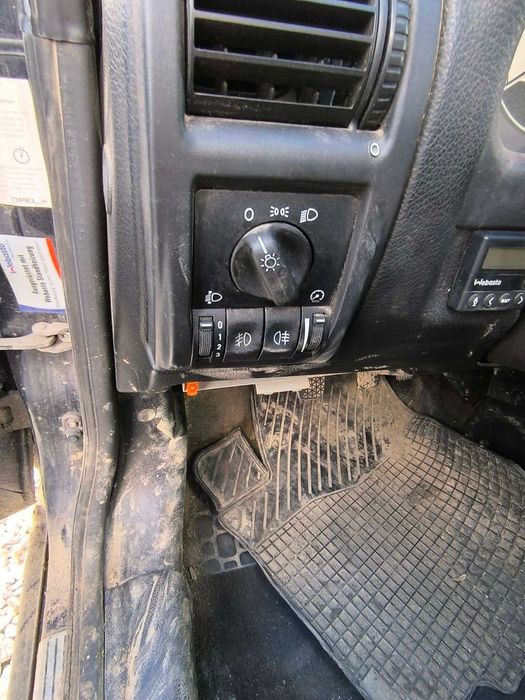 Opel Astra Astra 2.2 DTI (125 Hp) BERTONE