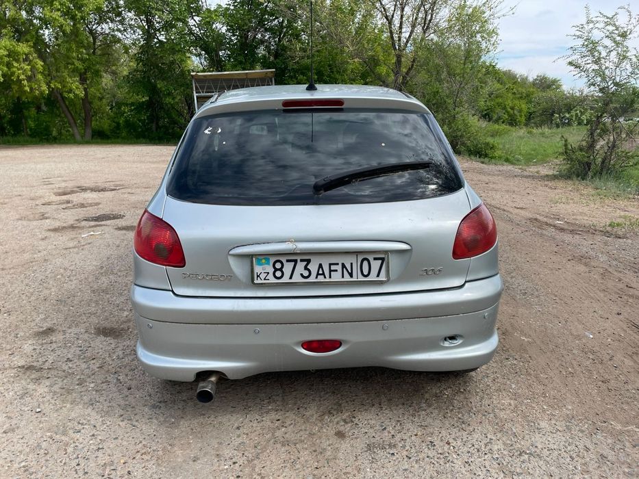 Продам Peugeot 206