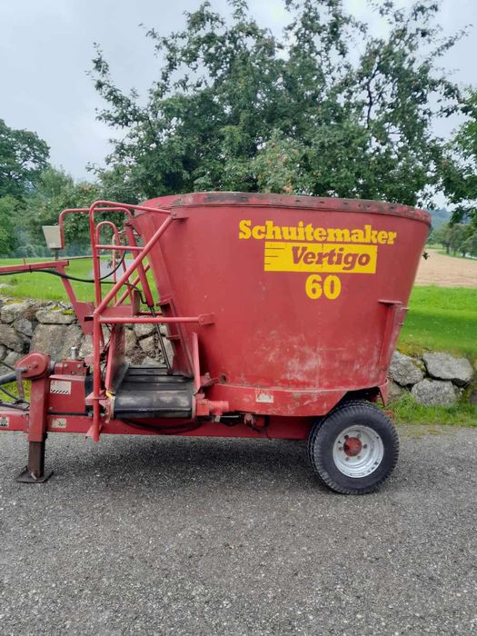 Vand remorca tehnologica