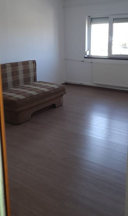 Inchiriez apartament cu 2 camere Prima Shop