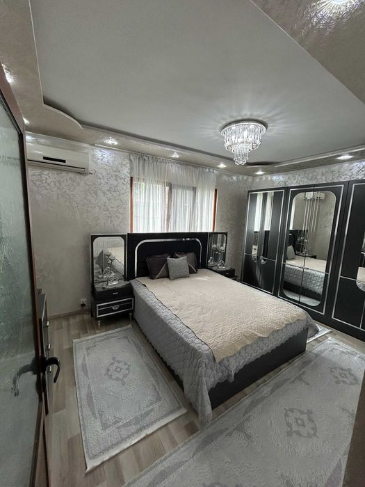 Продава се Четиристаен апартамент в Пловдив, Изгрев - 86 кв.м за 1512 €/кв.м - Снимка #18