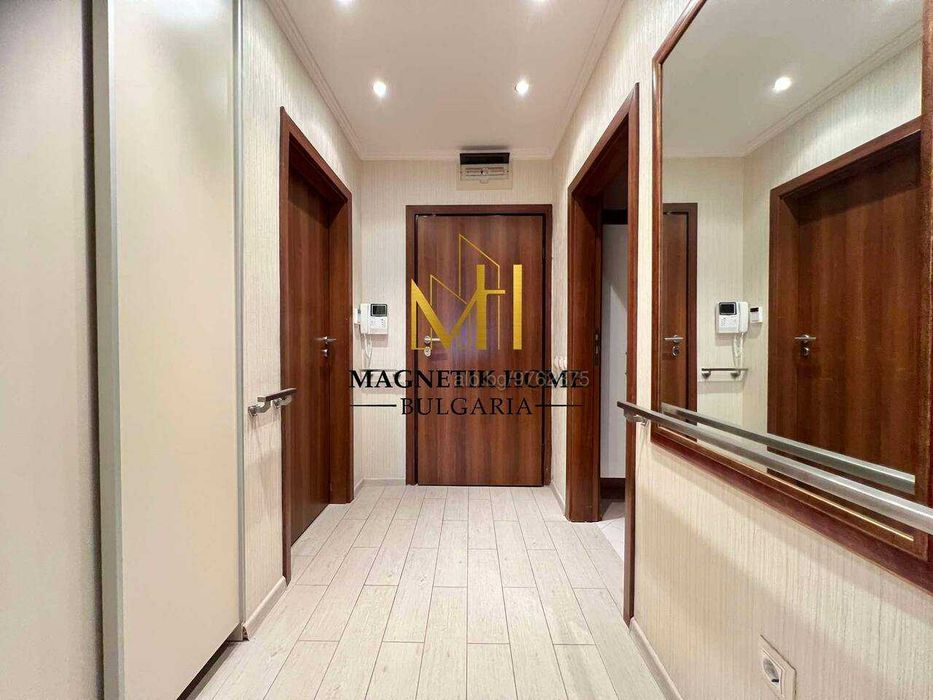 Смайващ двустаен апартамент с паркомясто до Била и парка в ж.к. Изгрев