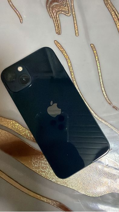 Айфон 13 с гарантией