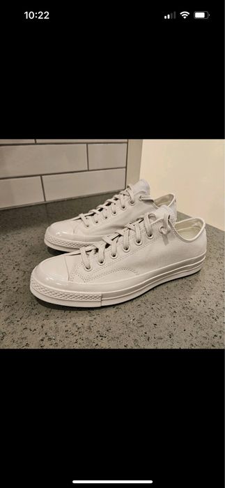 New CONVERSE monochrome pale putty