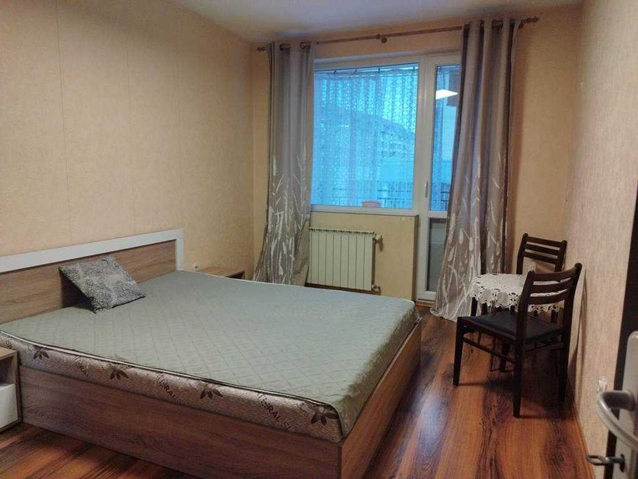 Давам под наем 2-стаен в жк Младост-1