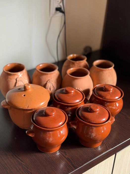 Посуда разная (без трещин, сколов)