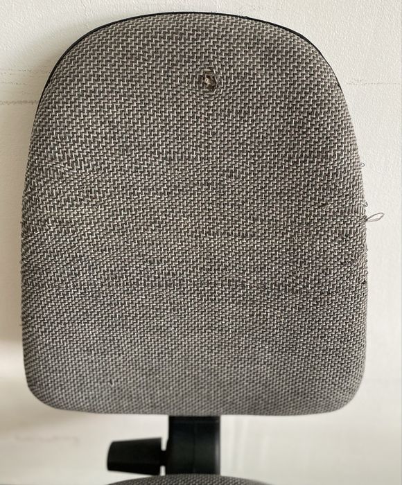 Стулья на колесах