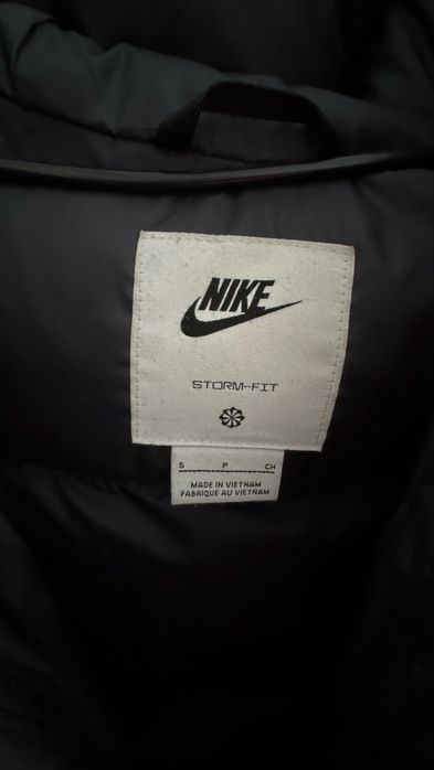 Пуховик Nike оригинал