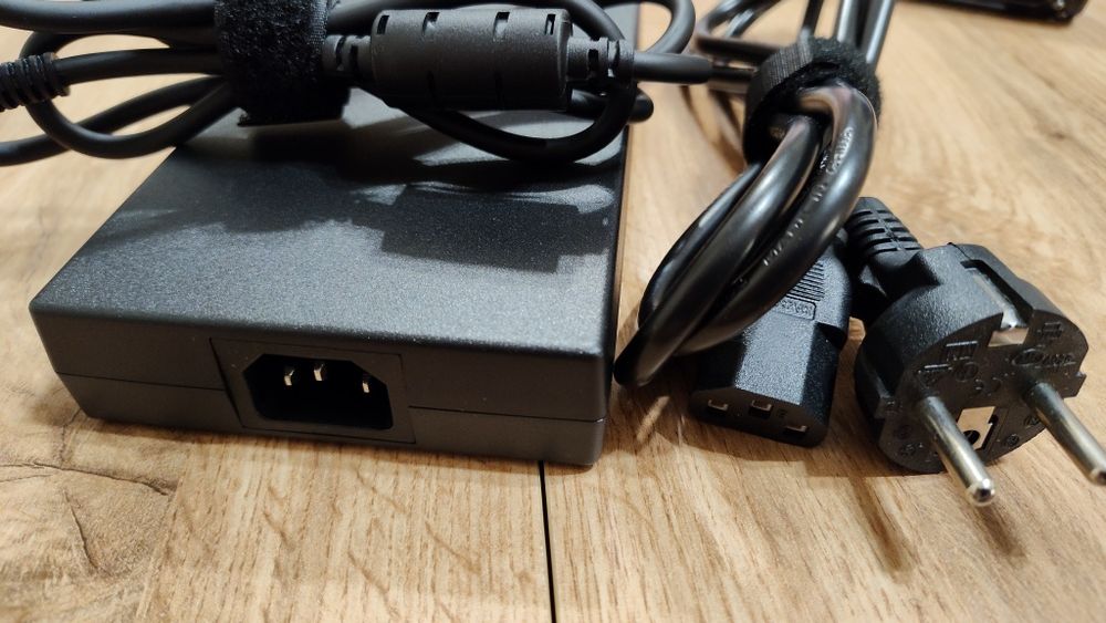 Зарядно (адаптер) за лаптопи HP Zbook 15 Fury G8 200W