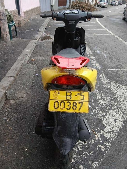 Scuter 4T GY6 funcționează Schimb.