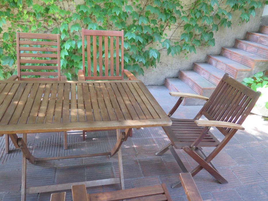 Тиково дърво ,сгъваем, стол-2бр.,маса-2бр.,