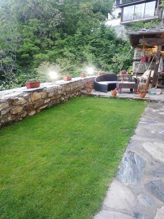 Абонаментна поддръжка на зелени площи