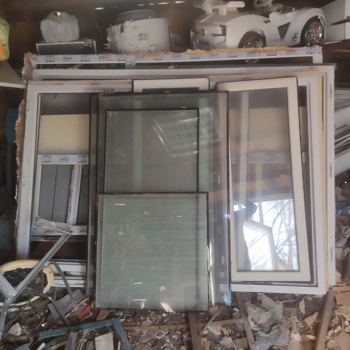Продам пластиковые окна болкон