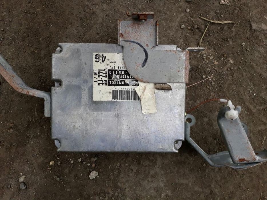 Блоки управления двигателем для Тойота Авенсис ,Карина Е