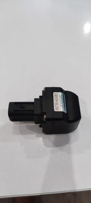 Камера за задно виждане toyota j150