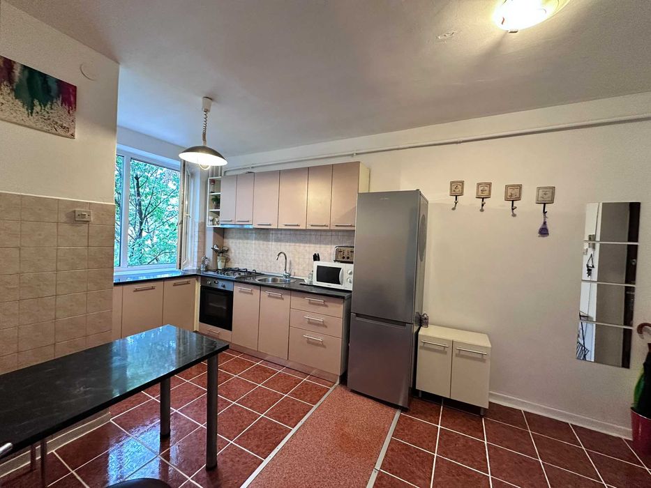 Se închiriază apartament cu 2 camere Gheorgheni, Aleea Borsec (langa iulius Mall) 58 m2 cu parcare