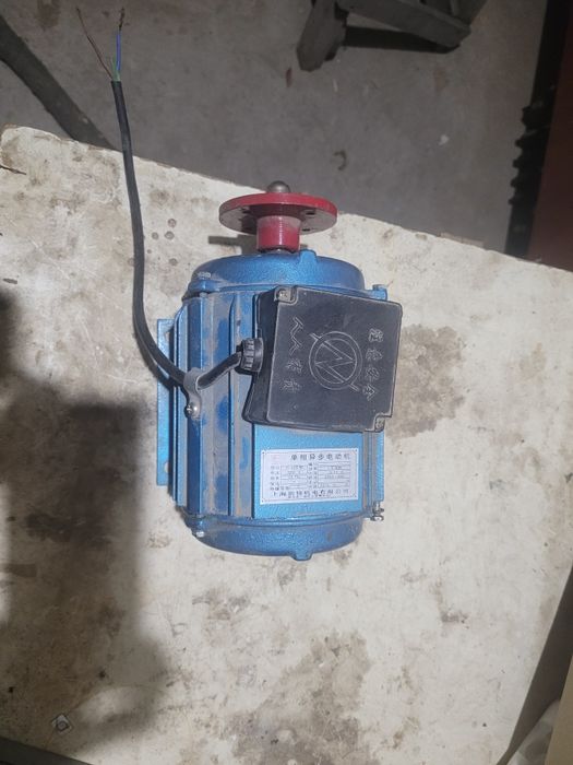 Продам электро мотор