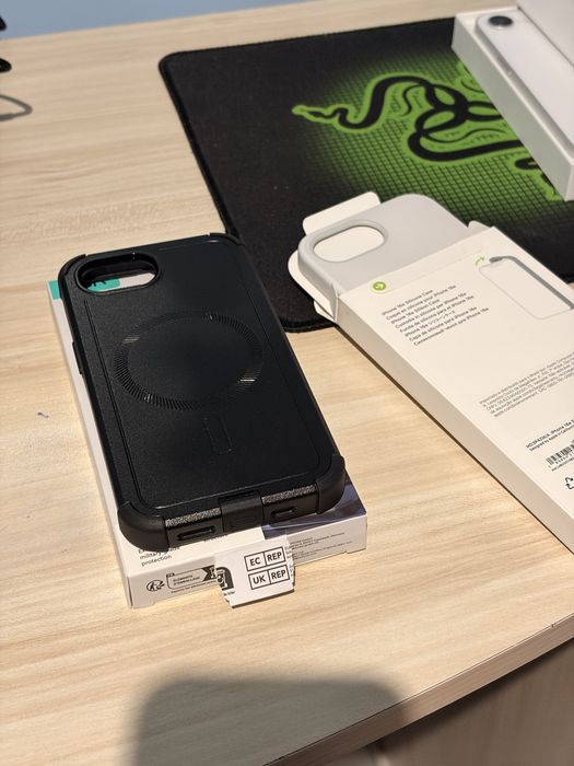 iPhone 16e с гаранция 100%