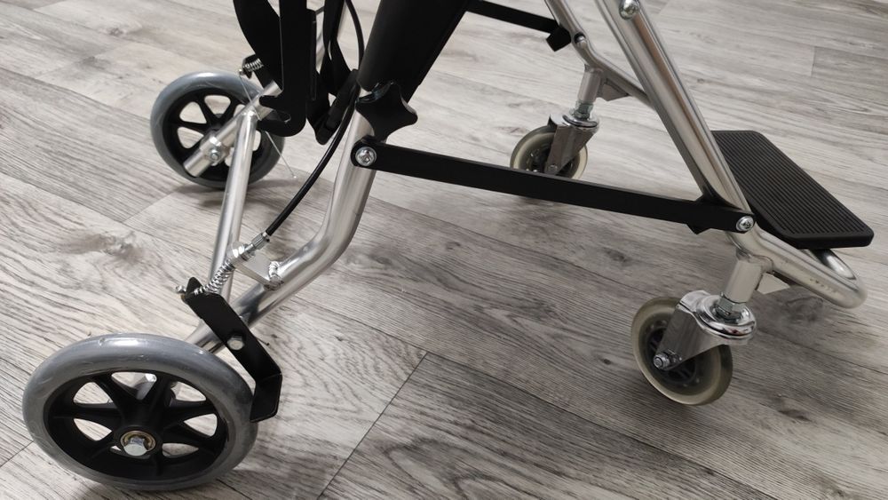 Инвалидная коляска