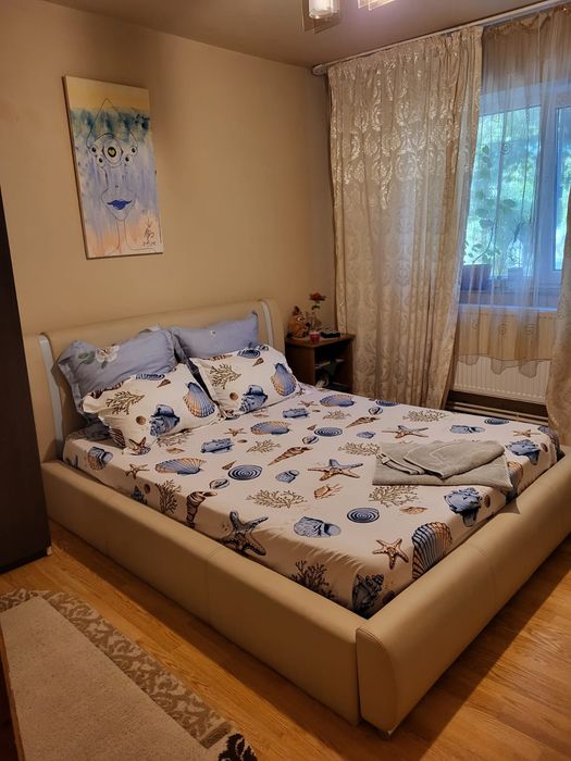 Apartament 3 camere decomandat centru