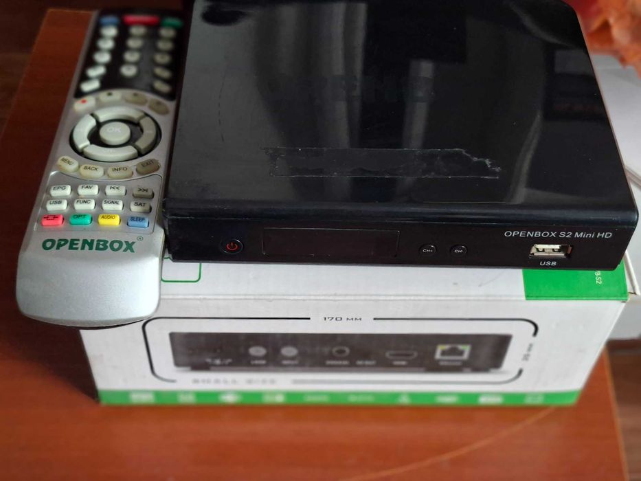 Спутниковая тарелка и ресивер  Openbox® S2 HD