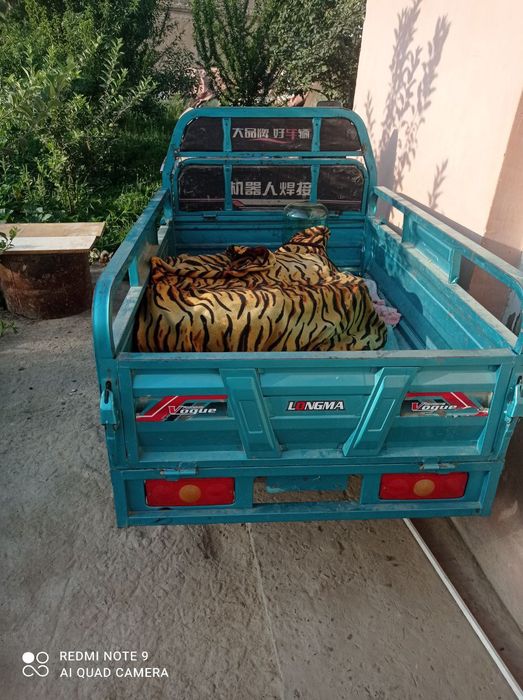 Elektronni muravey sotiladi