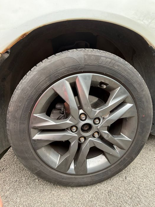 Гуми Michelin Primacy HP 225/50/17