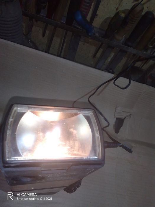 Продавам ретро авто лампа