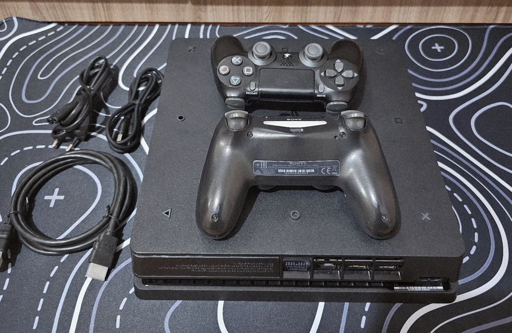 Ps4 slim 1tb Jet! + 2дж в оригинале +Диск Фифа25!