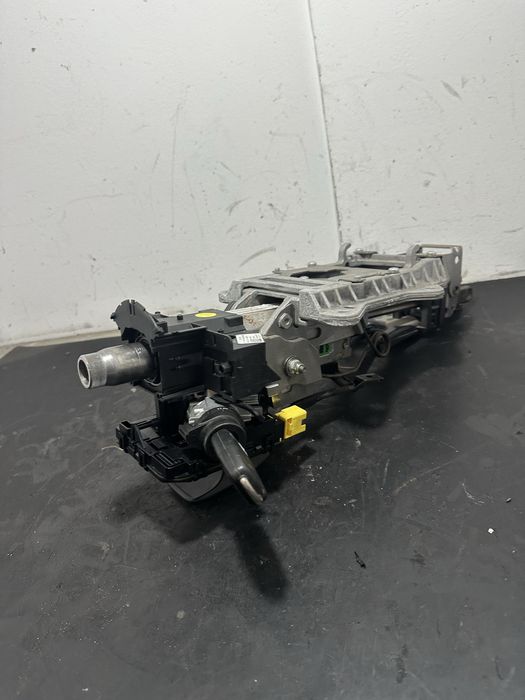 Butuc contact Volkswagen vw Golf 5 2.0 TDI 1.9 TDI 2004-2010