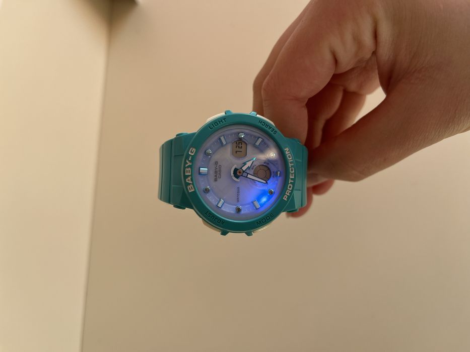 Baby G ръчен часовник