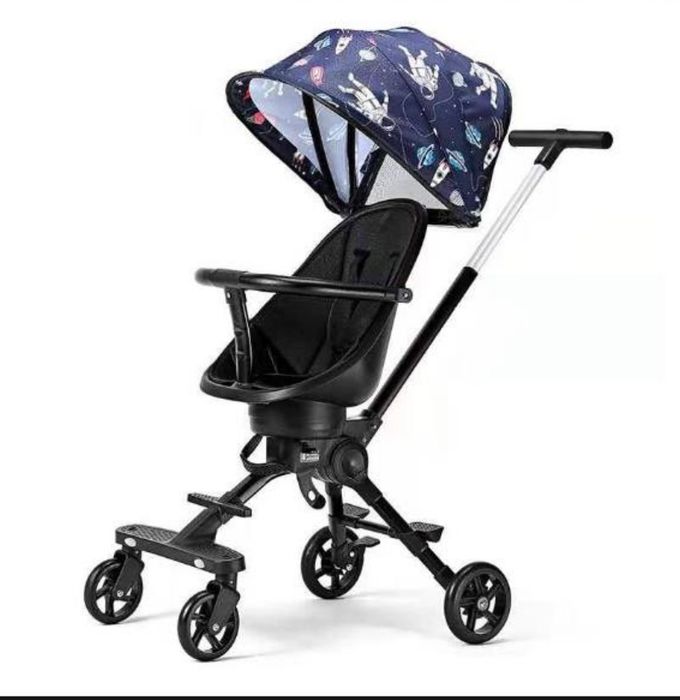 Детская прогулочная коляска.