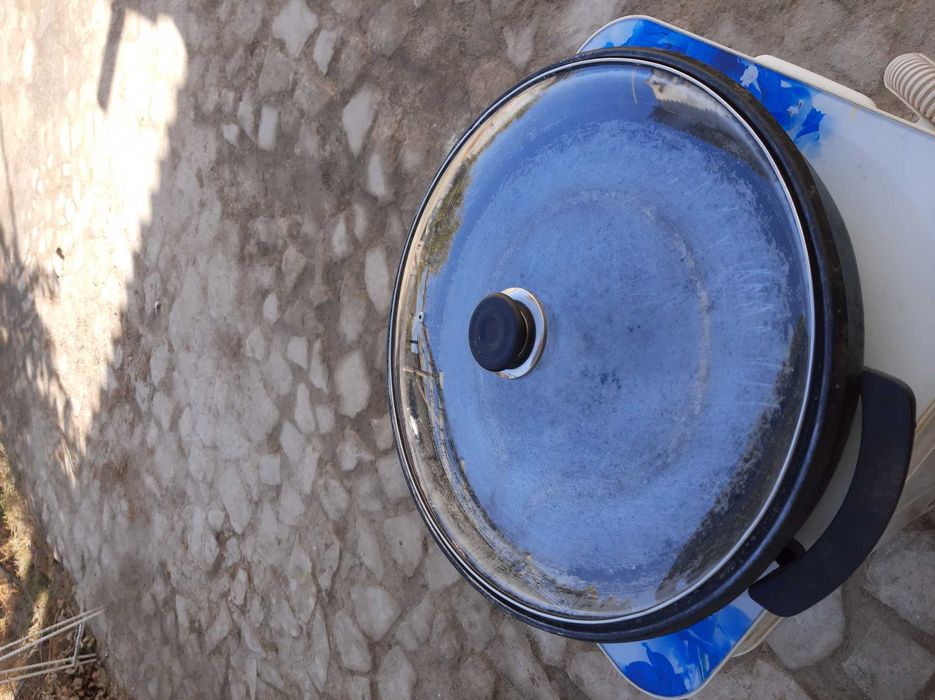 Продам недорого промышленную электроскавародку