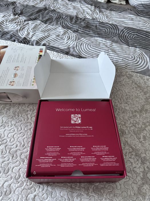 Epilator IPL Philips Lumea Seria 9900 BRI 977/00