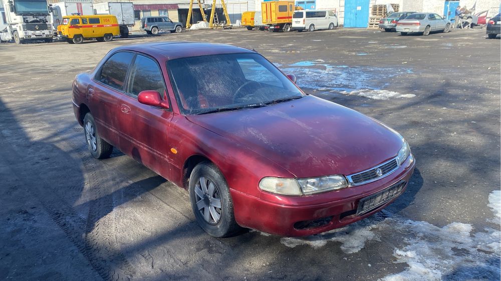 Мазда кронс машина