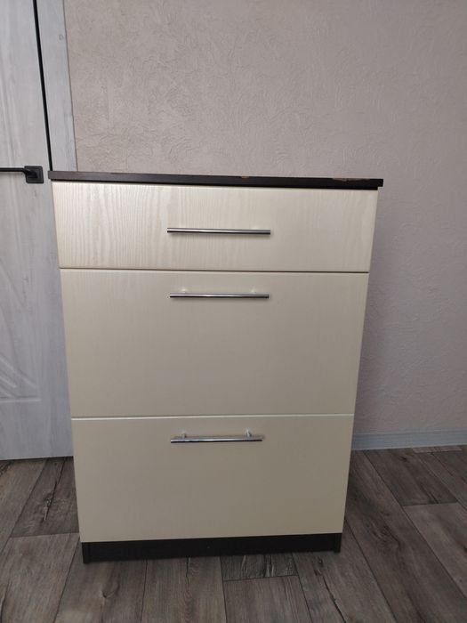 Тумба под обувь в прихожую