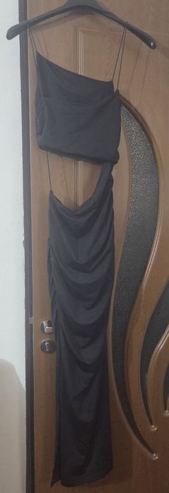 Rochita neagra Zara