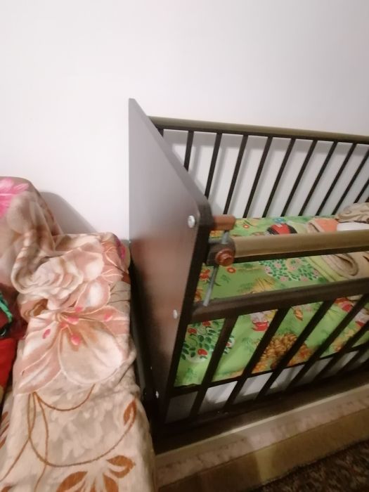 Продам Манеж трансформер