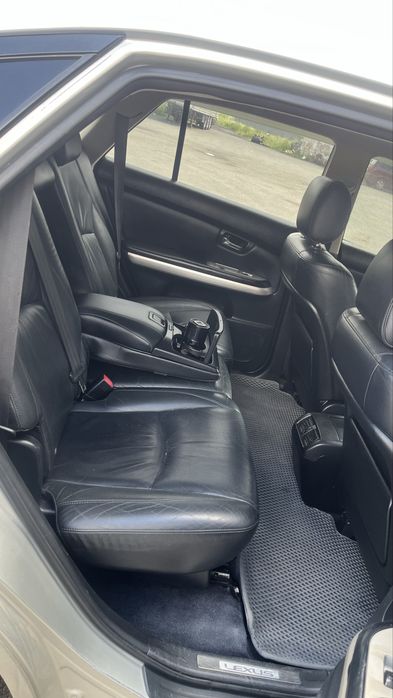 Продам Lexus RX400H