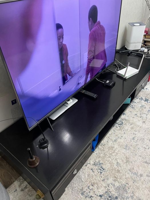 Продам стол и тумбу ТВ