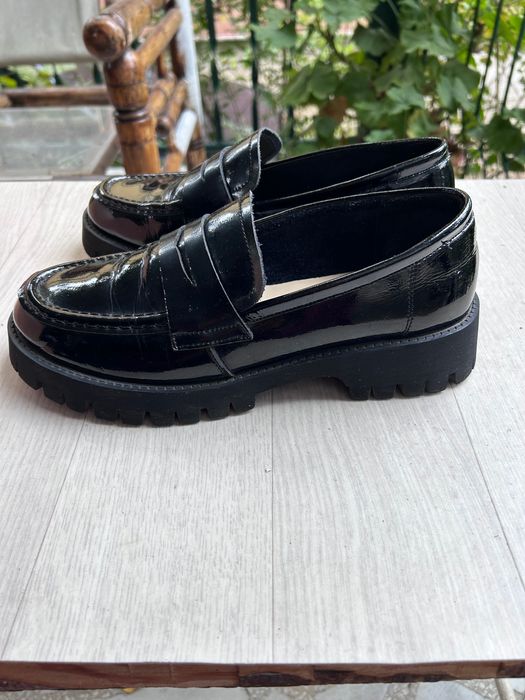 Лоуфъри от естествена кожа