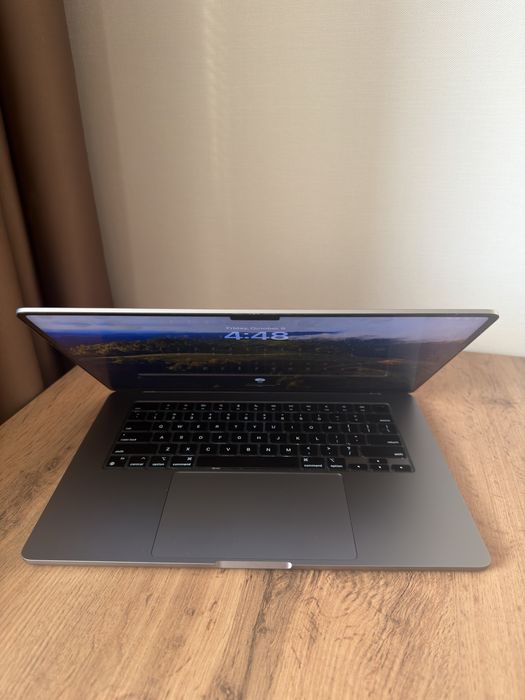 MacBook Air 15” M2 (2023), 8/256 ГБ