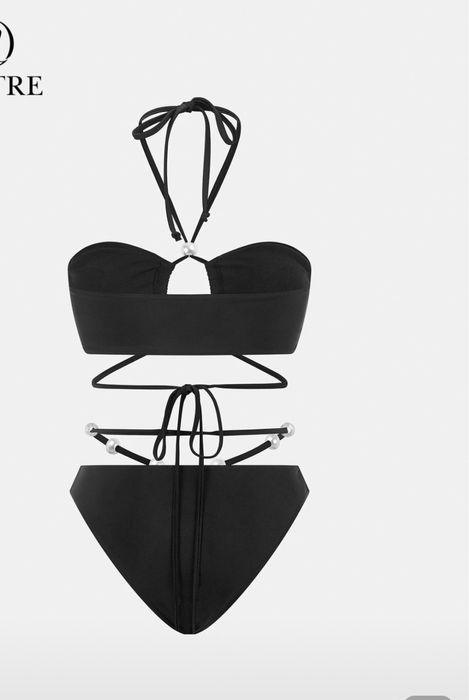 Черен бански с перли, връзки и наметка (пола)