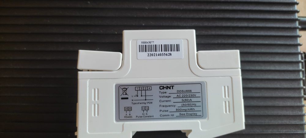 Vând  microinverter hoymiles
2 bucăti(noi)
Model HM 1500
4intrări
4ies